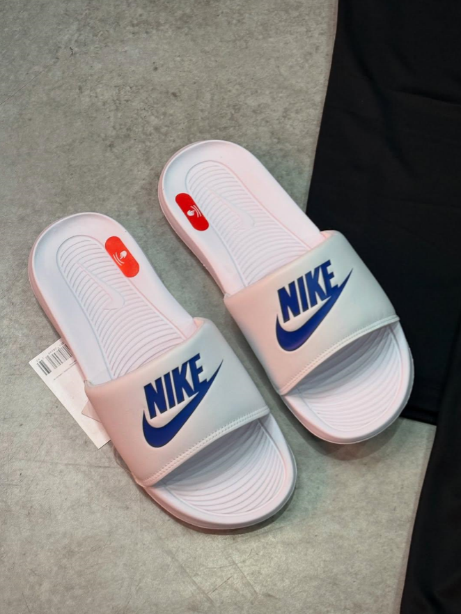 Kit Completo NK Academy com Boné H86 e Victori One