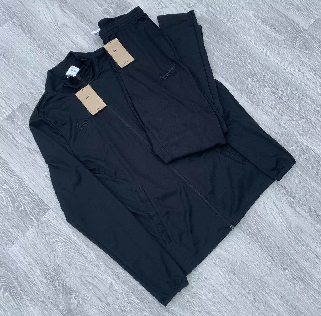 Conjunto NK Academy Preto
