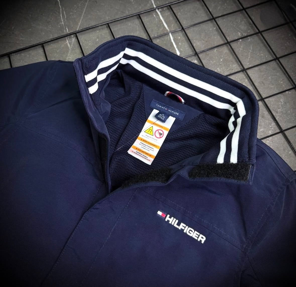 Jaqueta Tommy Velejador Modelo Antigo