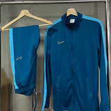 Conjunto NK Academy Dri-FIT Reliquia