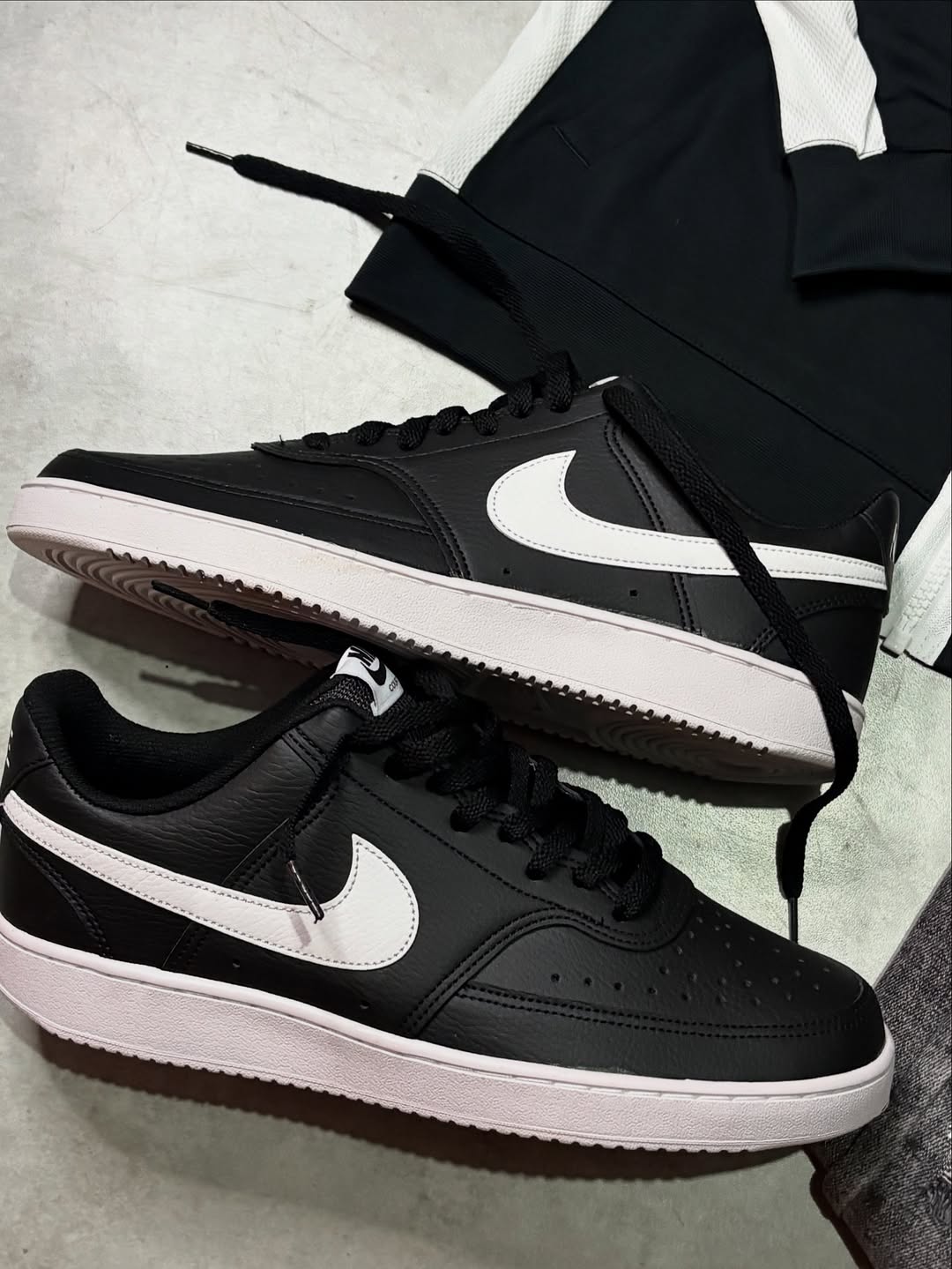 Kit Completo NK Academy 23 com Jaqueta, Jeans e Tênis