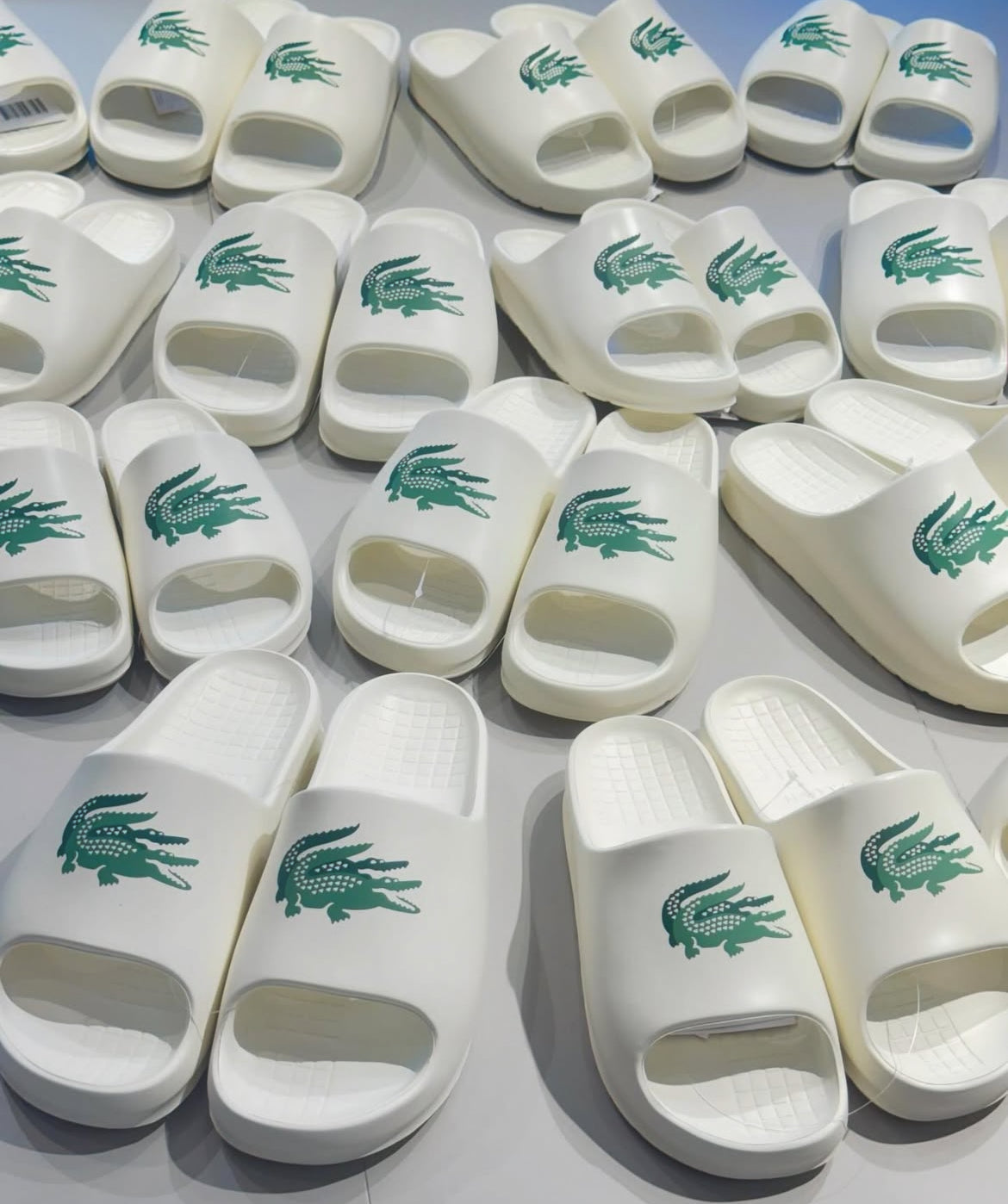 Slide Lcst Nuvem Branco