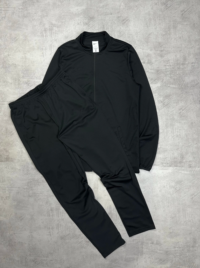 Conjunto NK Academy Preto