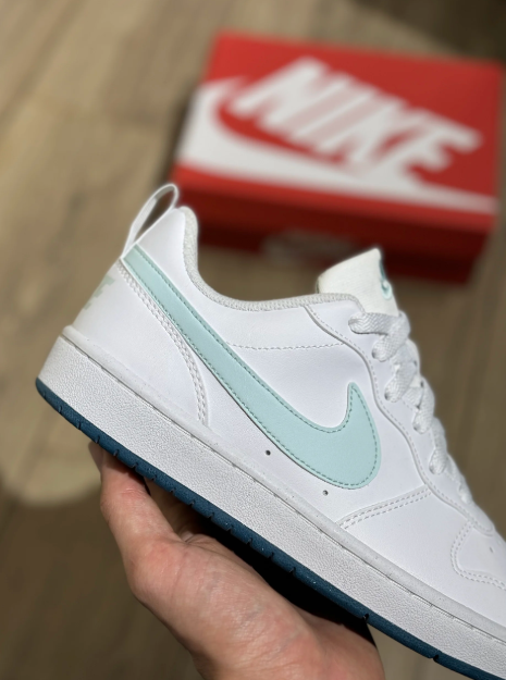 Tênis NK Court Borough Low Recraft