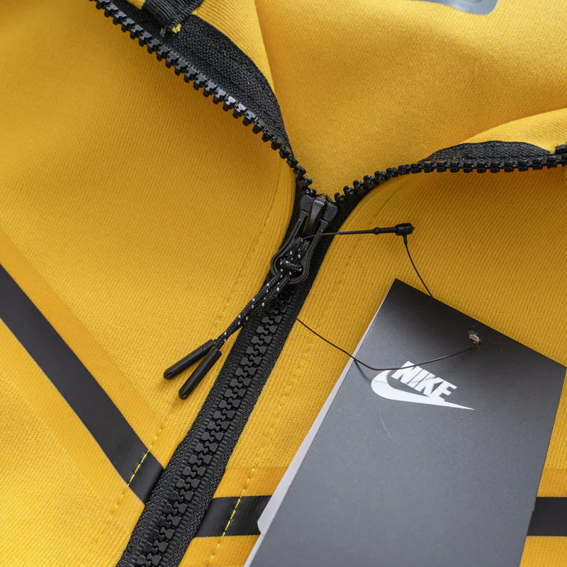 Jaqueta NK Tech Fleece Amarelo