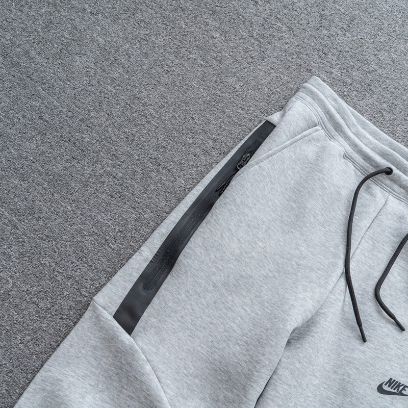Calça NK Tech Fleece Cinza