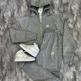 Kit Completo NK Club com Tênis NK Borough High