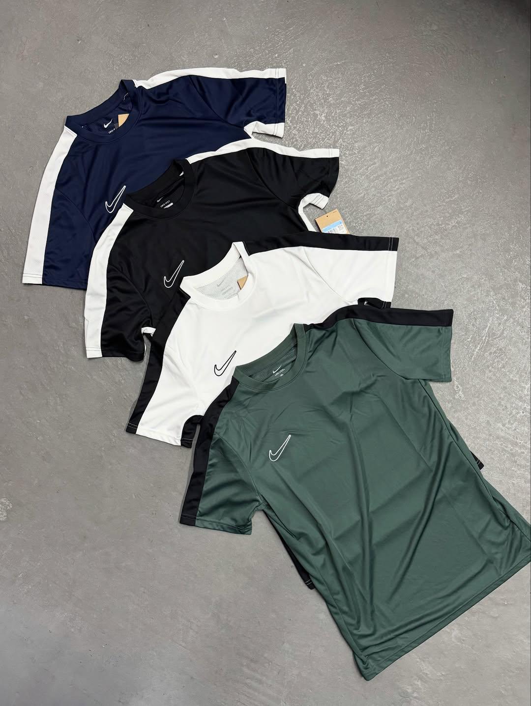 Combo 4 Camisas NK Academy 25/26